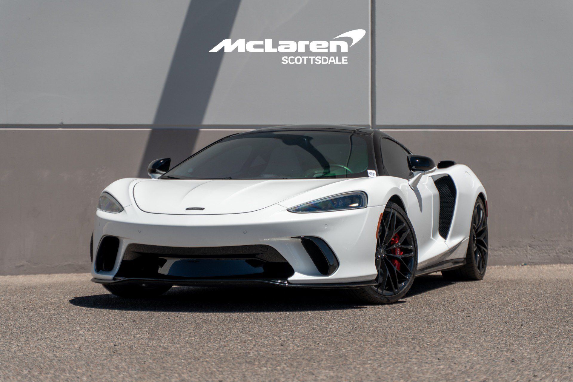 Used 2025 McLaren GTS RWD image 2