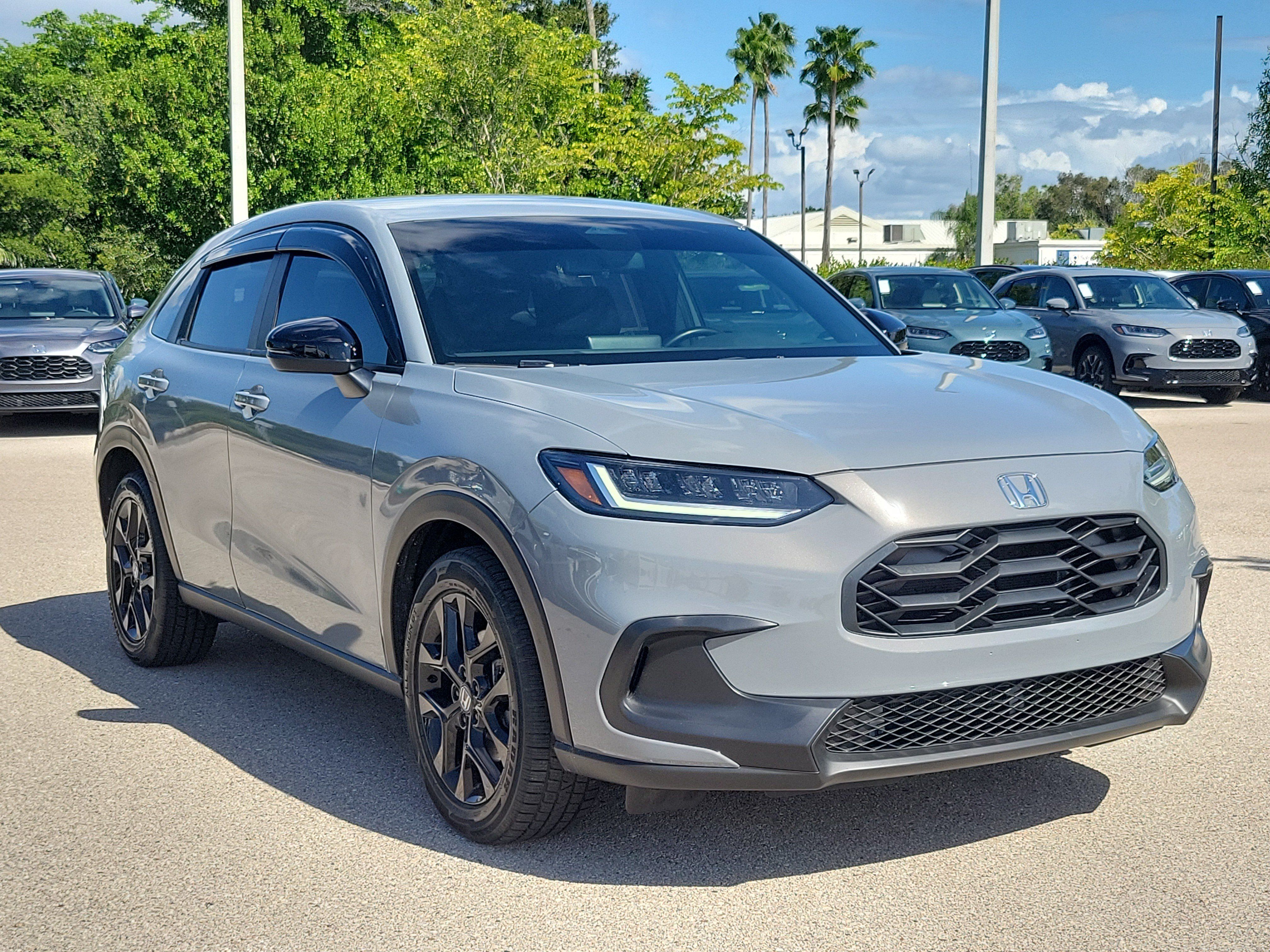 Used 2025 Honda HR-V Sport image 32