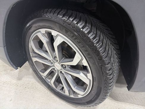 Used 2018 GMC Terrain SLT w/ Preferred Package image 22