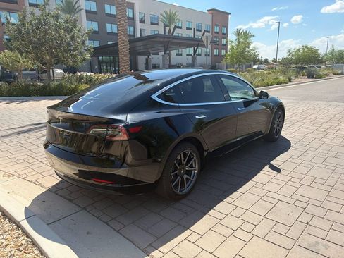 Used 2018 Tesla Model 3 Long Range RWD image 3
