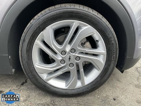 Used 2023 Chevrolet Bolt LT image 71