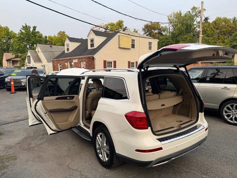 Used 2015 Mercedes-Benz GL 450 4MATIC image 10