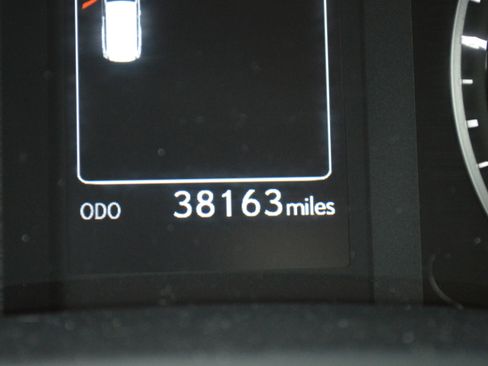 Used 2023 Lexus GX 460 Premium image 17