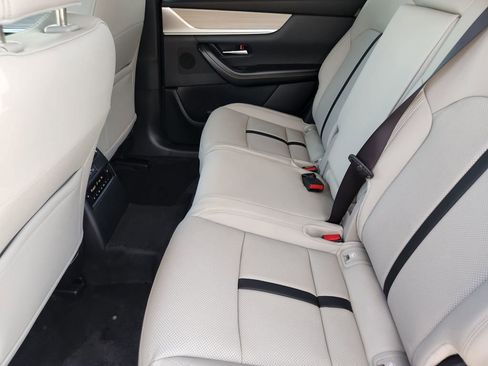 New 2026 MAZDA CX-90 3.3 Turbo w/ Preferred Package image 17