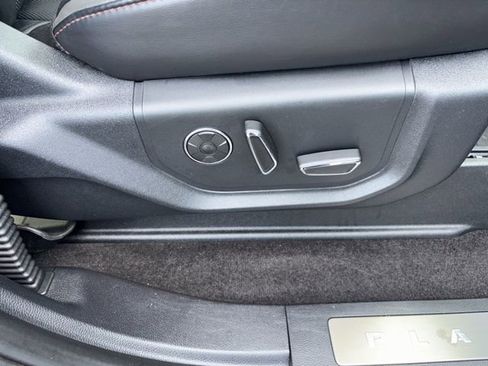 Used 2020 Ford F150 Platinum w/ Equipment Group 701A Luxury image 8