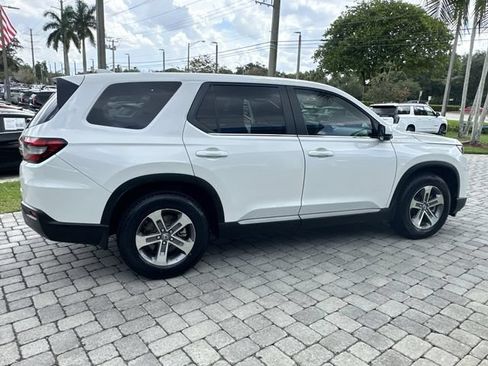 Used 2023 Honda Pilot EX-L image 18