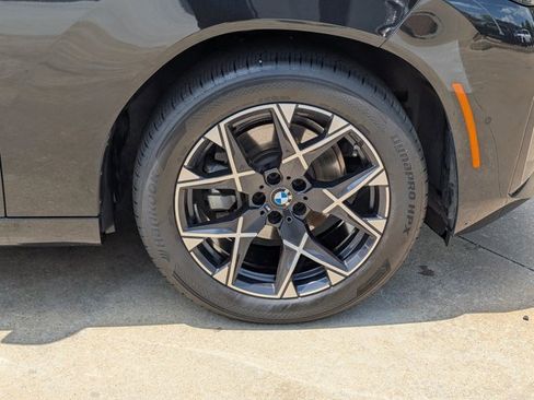 Used 2025 BMW X3 xDrive30i AWD/4WD image 13