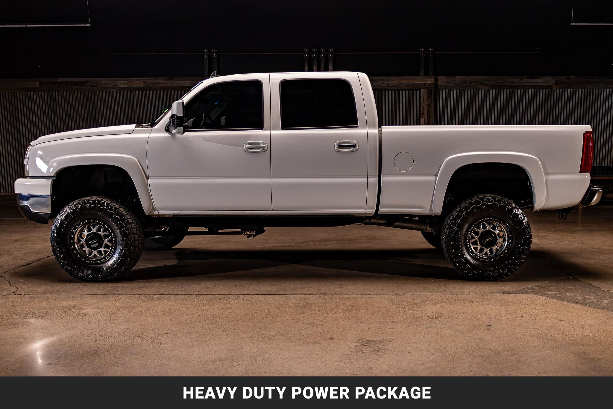 Used 2006 Chevrolet Silverado 2500 LT w/ Heavy-Duty Power Package AWD/4WD image 5
