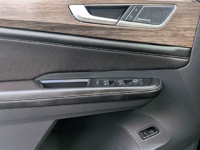 Used 2026 Volkswagen Atlas SEL Premium R-Line AWD/4WD image 29
