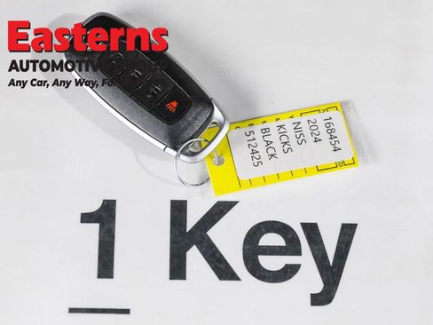 Used 2024 Nissan Kicks SR image 25