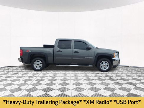 Used 2011 Chevrolet Silverado 1500 LT w/ All-Star Edition AWD/4WD image 7