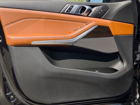 Used 2024 BMW X5 M60i image 18