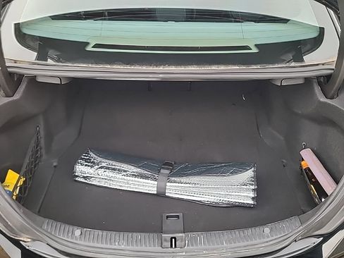 Used 2016 Mercedes-Benz C 300 Sedan image 10