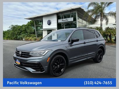 Used 2022 Volkswagen Tiguan SE R-Line