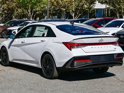 New 2026 Hyundai Elantra Sport image 8