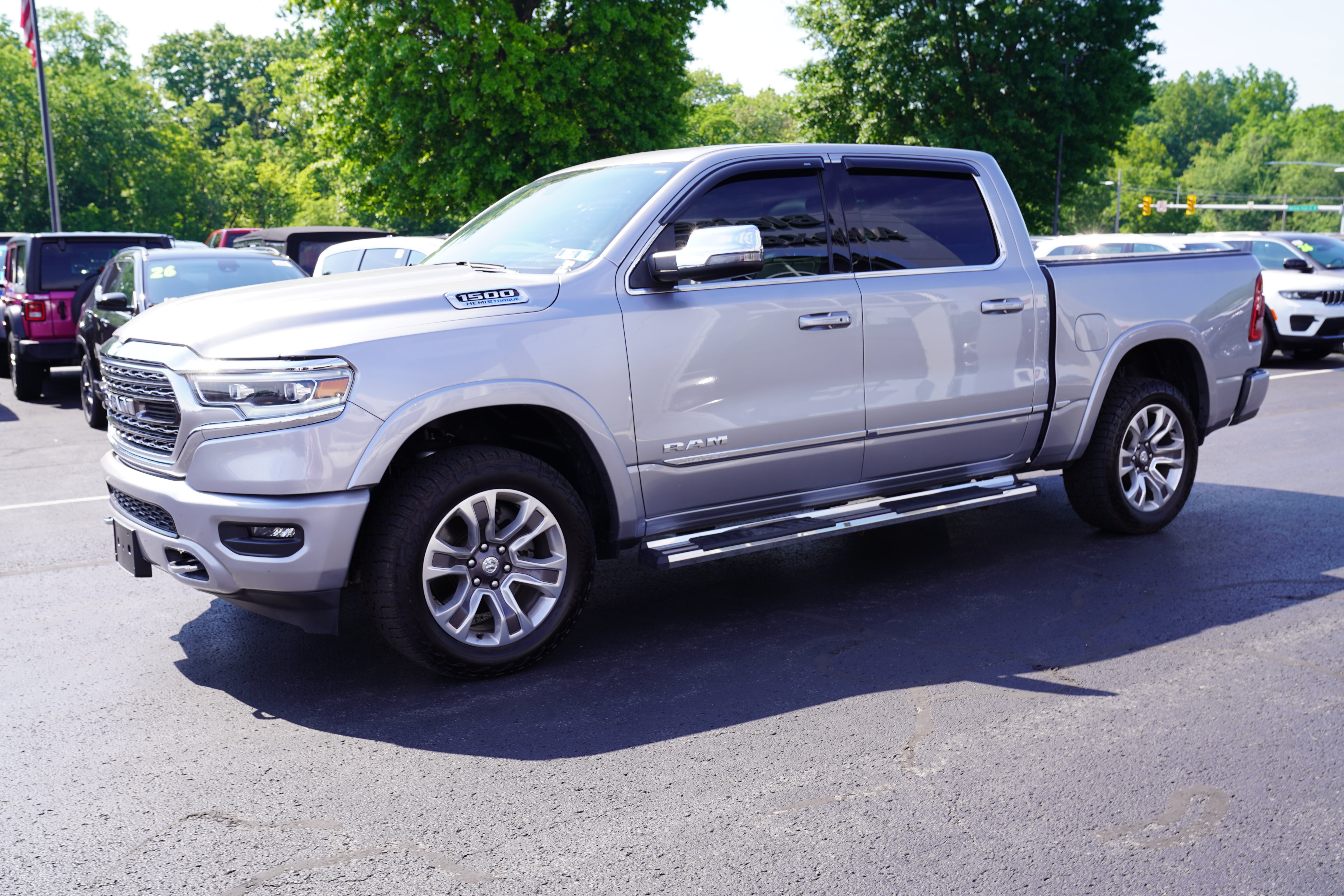 Used 2024 RAM 1500 Limited w/ Body Color Bumper Group AWD/4WD image 10