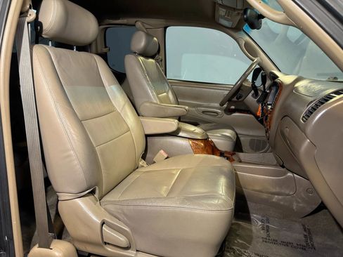 Used 2003 Toyota Tundra Limited image 25