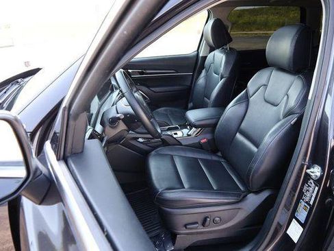Used 2025 Kia Telluride S FWD image 10