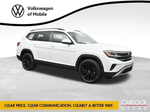 Used 2022 Volkswagen Atlas SE w/ Black Wheel Package image 5