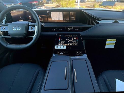 New 2026 INFINITI QX80 4WD w/ Sport Exterior Package image 5