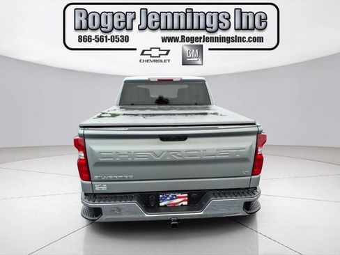 Used 2024 Chevrolet Silverado 1500 LT AWD/4WD image 23