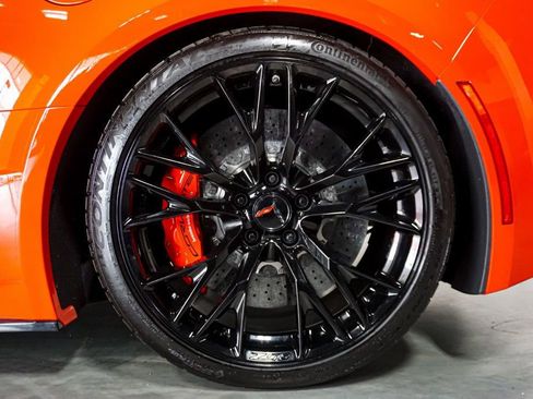 Used 2016 Chevrolet Corvette Z06 w/ 3LZ Preferred Equipment Group image 43