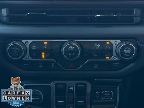 Used 2025 Jeep Gladiator Rubicon w/ Convenience Group image 19