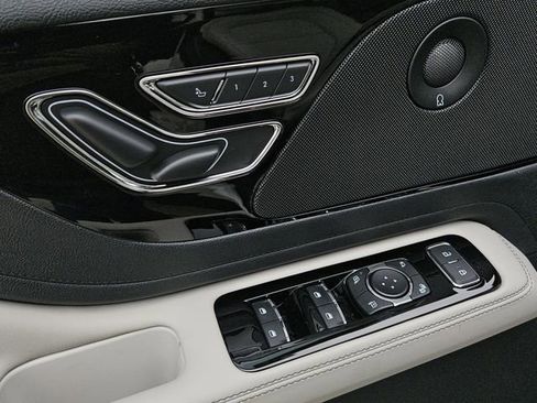 New 2026 Lincoln Aviator Reserve w/ Illumination Package image 19