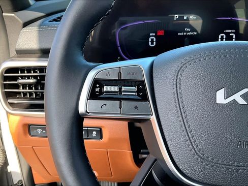 Used 2025 Kia Telluride EX X-Line image 21