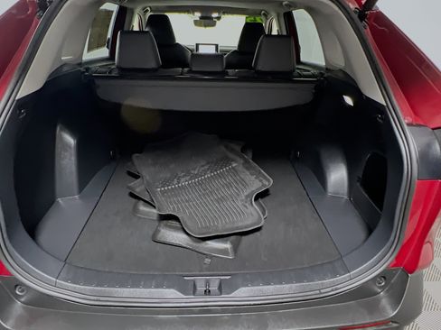 Used 2025 Toyota RAV4 XLE Premium image 34