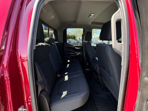 Used 2019 GMC Sierra 1500 SLE w/ SLE Value Package AWD/4WD image 17