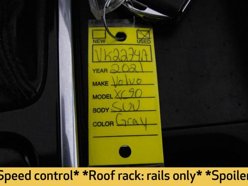 Used 2021 Volvo XC90 T6 Momentum w/ Protection Package image 29