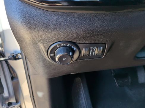 New 2026 Jeep Compass Latitude AWD/4WD image 15