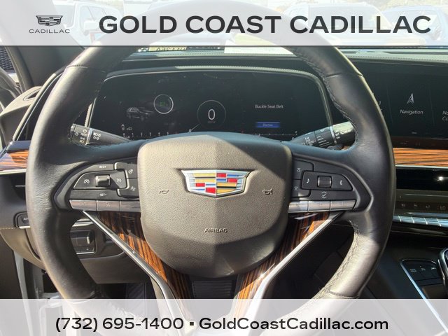 Used 2021 Cadillac Escalade Premium Luxury w/ Driver Assist Tech Package AWD/4WD image 27