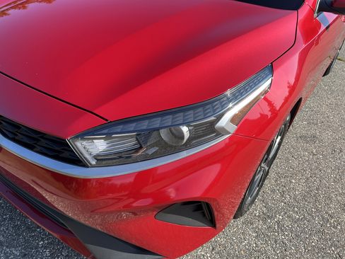 Certified 2023 Kia Forte LXS image 9