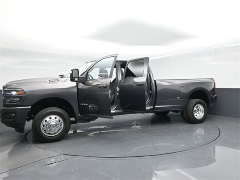 New 2026 RAM 3500 Big Horn image 59