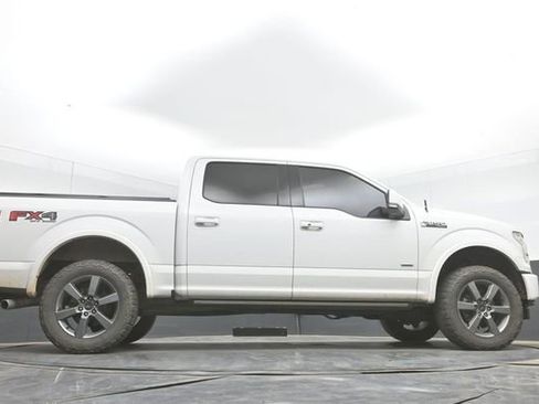 Used 2017 Ford F150 Lariat w/ Equipment Group 502A Luxury AWD/4WD image 34