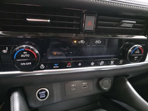 Used 2021 Nissan Rogue SL w/ Premium Package AWD/4WD image 22