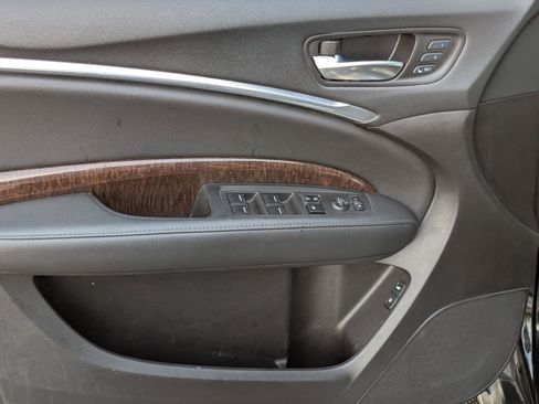 Used 2020 Acura MDX FWD image 14