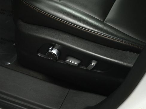 Used 2019 Cadillac XT4 Sport w/ Cold Weather Package FWD image 48