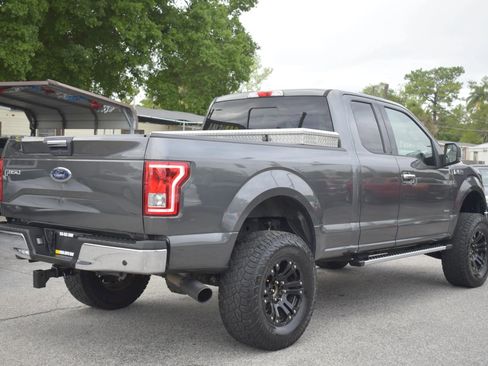 Used 2017 Ford F150 XLT w/ Equipment Group 302A Luxury image 11