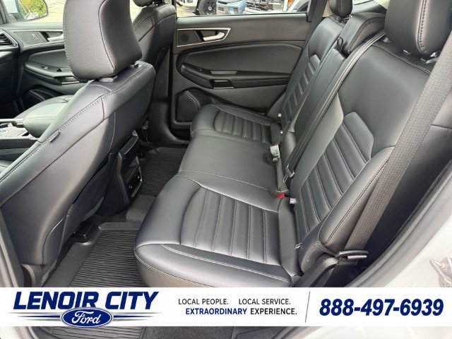 Certified 2024 Ford Edge SEL w/ Convenience Package AWD/4WD image 11
