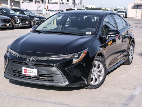 Certified 2024 Toyota Corolla LE FWD image 1