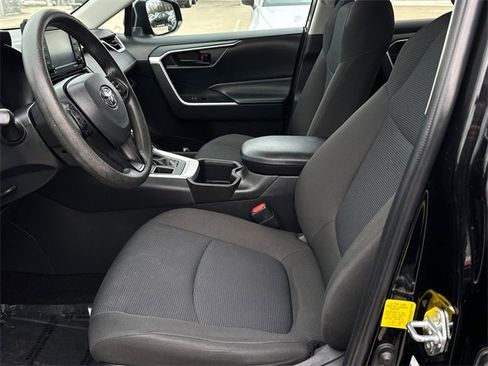 Certified 2022 Toyota RAV4 LE image 19