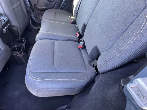 Used 2024 Jeep Wrangler Sport S image 21