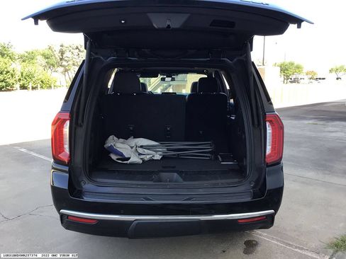 Used 2022 GMC Yukon SLT w/ SLT Premium Package RWD image 10
