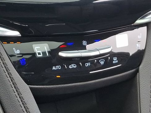 Used 2024 Cadillac XT6 Sport AWD/4WD image 16