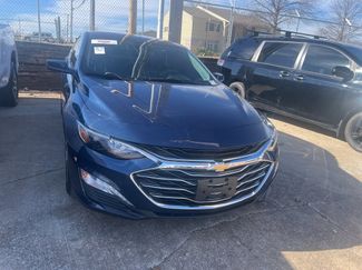 Used 2019 Chevrolet Malibu LT w/ Driver Confidence Package II video 2