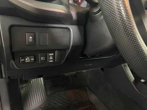 Used 2023 Toyota Tacoma TRD Off-Road w/ TRD Premium Off Road Package AWD/4WD image 20