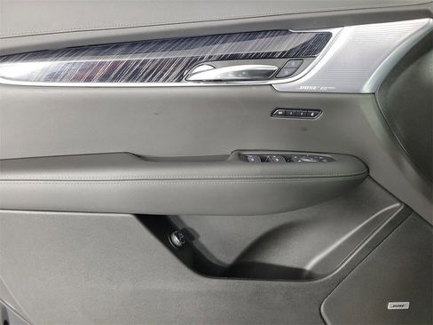 Certified 2025 Cadillac XT6 Premium Luxury image 20